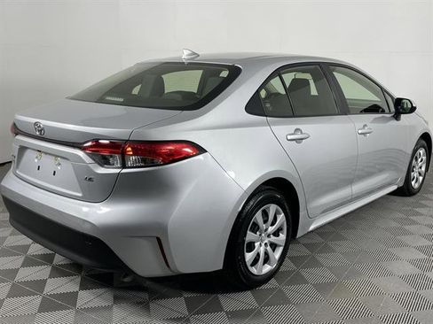 Used 2023 Toyota Corolla LE image 8