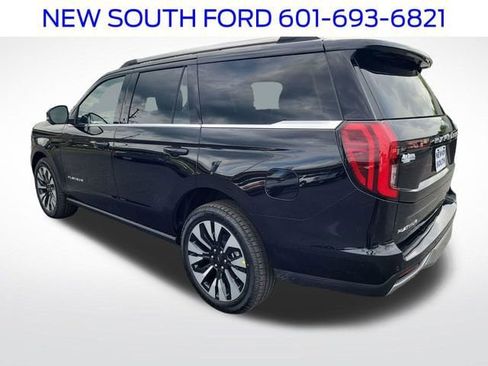 New 2026 Ford Expedition Platinum image 11