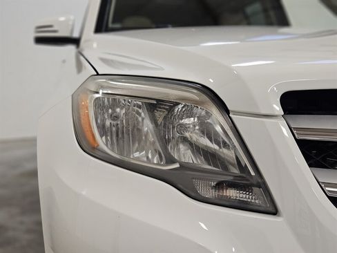 Used 2015 Mercedes-Benz GLK 250 BlueTEC 4MATIC image 12
