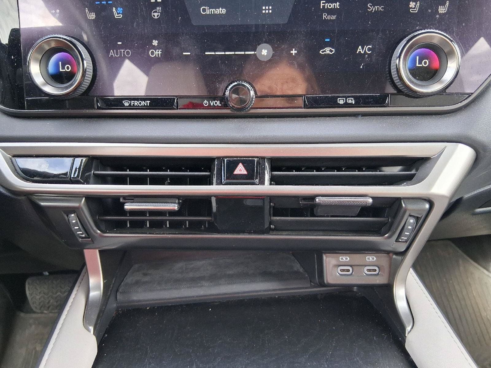 Used 2023 Lexus RX 350 Premium w/ Cold Area Package AWD/4WD image 33