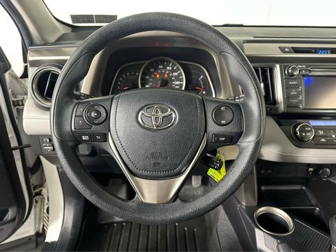 Used 2013 Toyota RAV4 XLE image 12