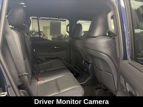 Used 2024 Lexus GX 550 w/ Accessory Package (Z1) AWD/4WD image 10