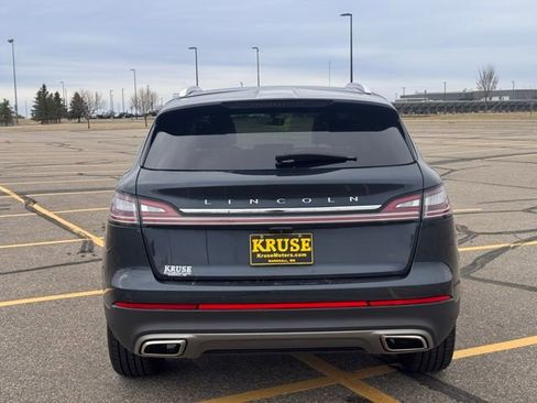 Used 2022 Lincoln Nautilus Reserve image 29