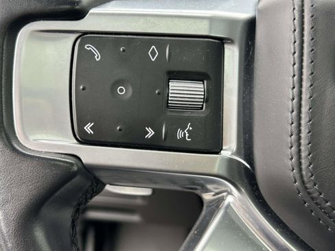 Used 2022 Land Rover Discovery HSE R-Dynamic image 26