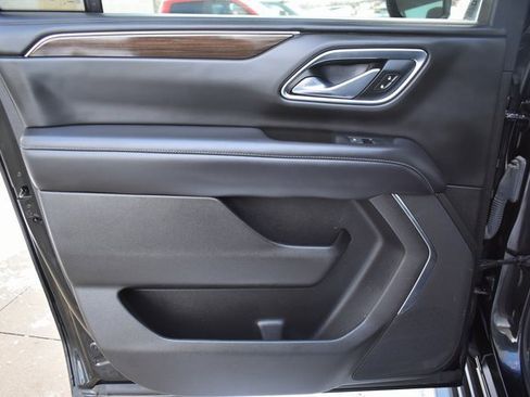 Used 2021 GMC Yukon XL SLE image 33