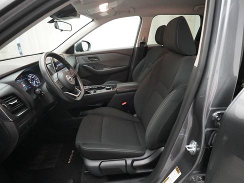 Used 2023 Nissan Rogue S AWD/4WD image 7
