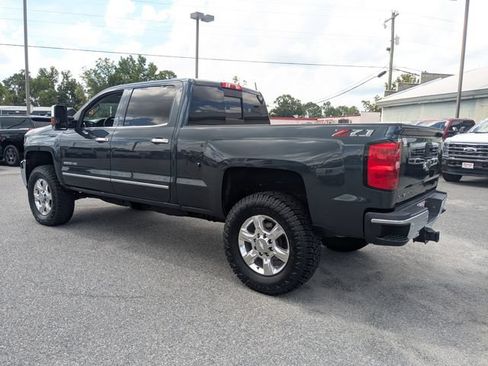 Used 2018 Chevrolet Silverado 2500 LTZ w/ Duramax Plus Package AWD/4WD image 6