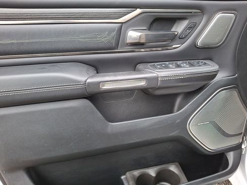 Used 2019 RAM 1500 Limited image 9