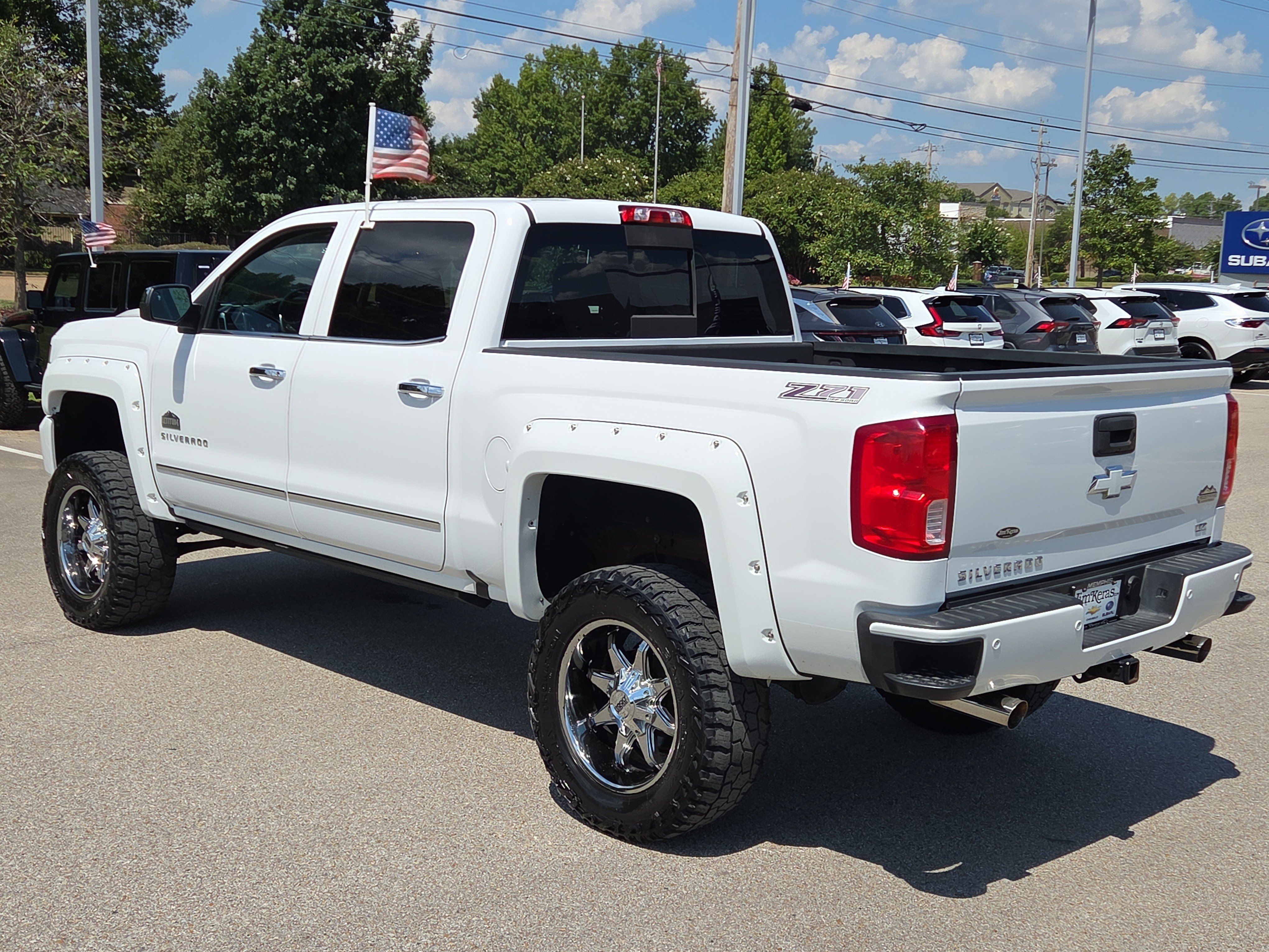 Used 2017 Chevrolet Silverado 1500 LTZ Z71 w/ LTZ Plus Package AWD/4WD image 5