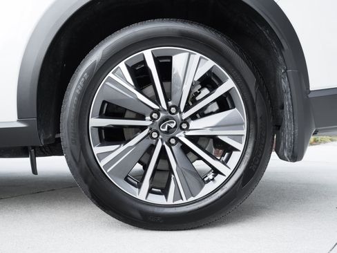 Certified 2026 INFINITI QX60 Luxe w/ Cargo Package FWD image 28