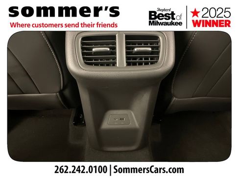 Used 2025 Buick Envision Preferred AWD/4WD image 23