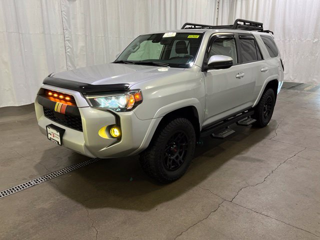 Certified 2020 Toyota 4Runner SR5 Premium w/ Moonroof Package AWD/4WD image 8