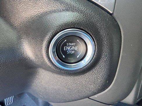 Used 2026 Chevrolet Silverado 1500 Custom RWD image 10