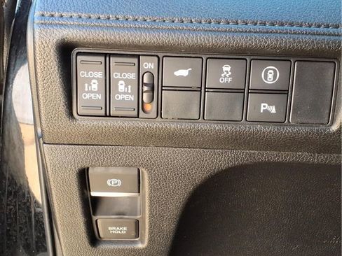 Used 2023 Honda Odyssey Elite image 13