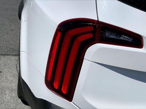 Used 2021 Kia Telluride EX w/ EX Premium Package FWD image 29