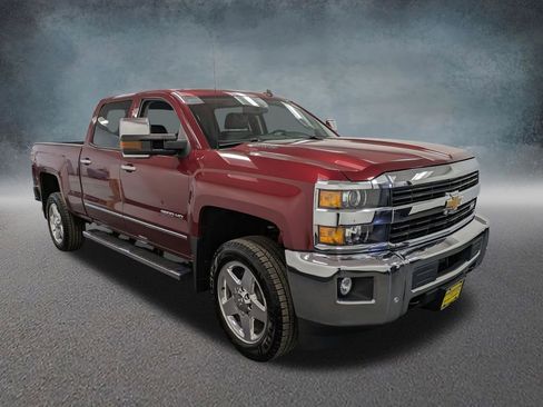 Used 2015 Chevrolet Silverado 2500 LTZ w/ Duramax Plus Package AWD/4WD image 3