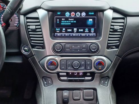 Used 2019 Chevrolet Tahoe LT w/ Luxury Package image 30