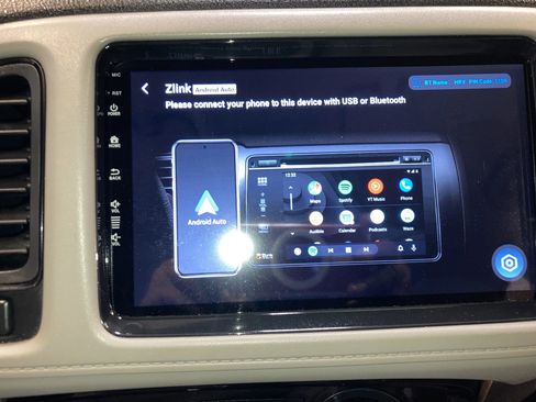 Used 2018 Honda HR-V LX image 38