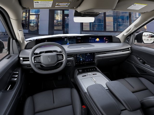New 2027 Lincoln Navigator Premiere AWD/4WD image 10