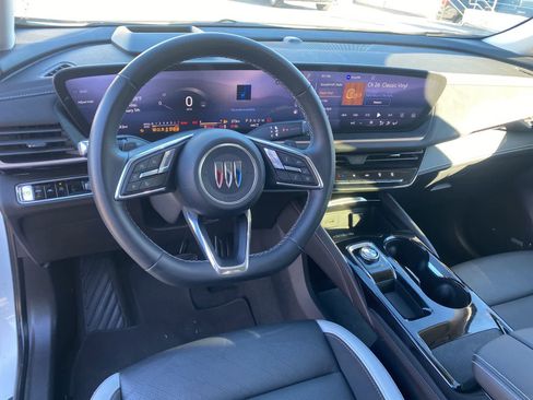 Used 2025 Buick Envision Sport Touring image 10