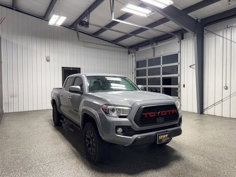 Used 2021 Toyota Tacoma SR5 image 11