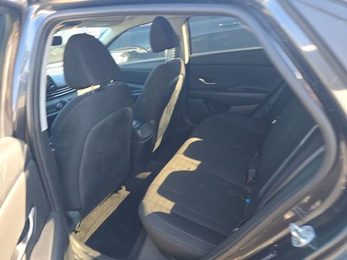 Used 2021 Hyundai Elantra SEL w/ Convenience Package image 19