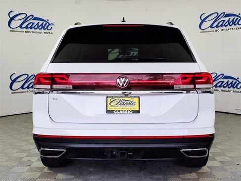 Used 2024 Volkswagen Atlas SE image 4