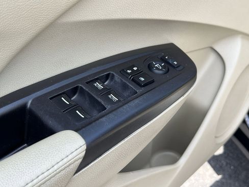 Used 2014 Acura RDX FWD image 16