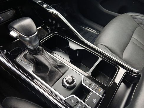 Used 2022 Kia Sorento SX FWD image 19
