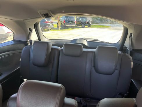 Used 2018 Honda Odyssey EX-L image 12