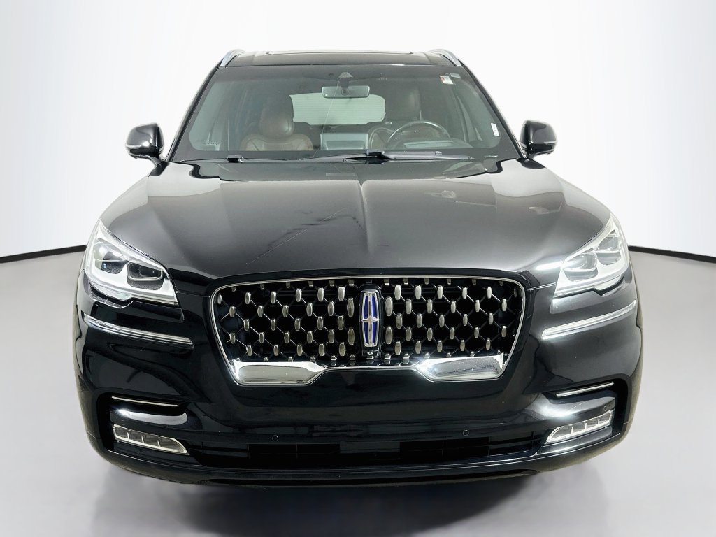 Used 2020 Lincoln Aviator Grand Touring w/ Equipment Group 302A AWD/4WD image 2