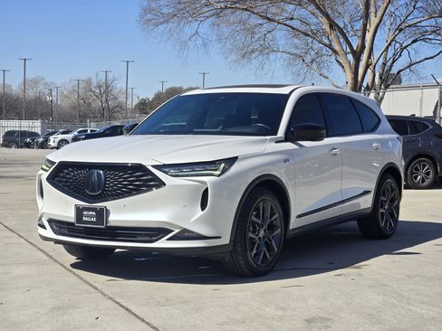 Used 2023 Acura MDX A-Spec image 4