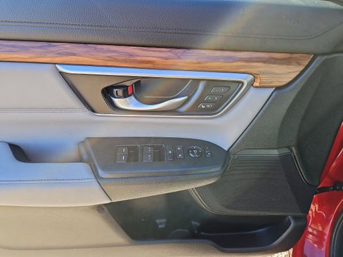 Used 2022 Honda CR-V Touring image 15