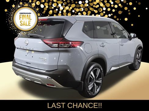 Used 2022 Nissan Rogue Platinum w/ Head-Up Display Package image 6