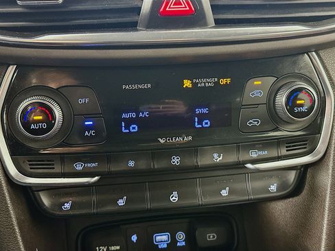 Used 2019 Hyundai Santa Fe AWD image 24