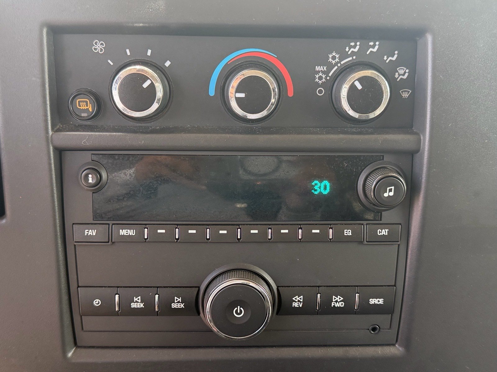 Used 2024 Chevrolet Express 3500 LT w/ LT Preferred Equipment Group RWD image 21