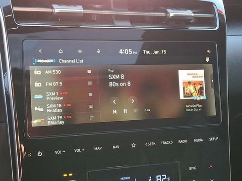 Used 2023 Hyundai Santa Cruz SEL Premium image 18