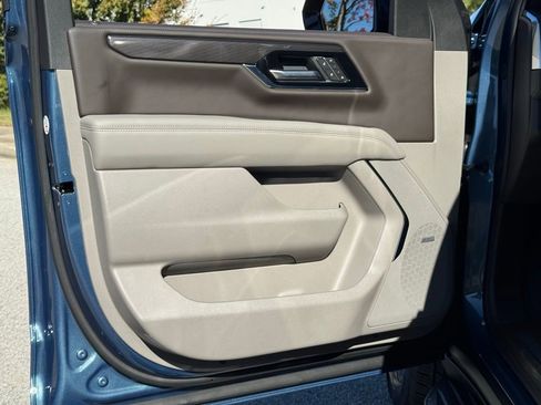 New 2026 GMC Yukon Elevation image 18