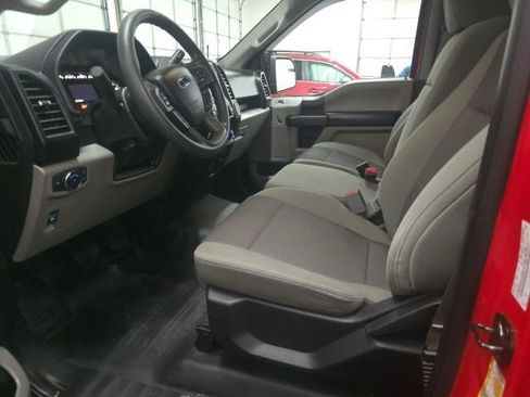 Used 2016 Ford F150 XL w/ Equipment Group 101A Mid AWD/4WD image 12