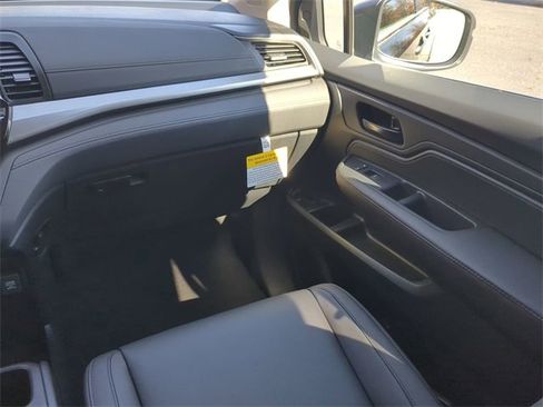 New 2026 Honda Odyssey EX-L image 16