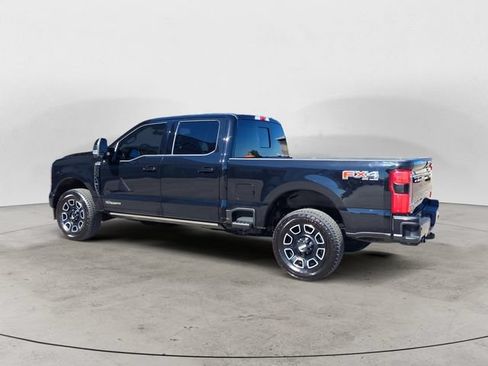 Certified 2025 Ford F350 Platinum AWD/4WD image 3