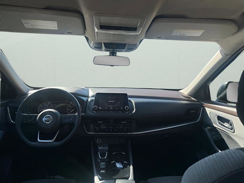 Used 2021 Nissan Rogue S image 21