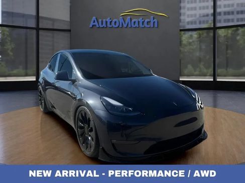 Used 2025 Tesla Model Y Performance AWD/4WD image 1