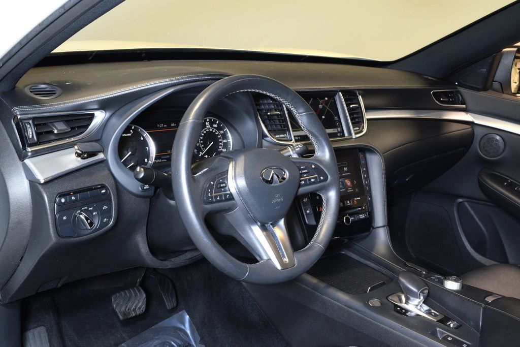 Used 2020 INFINITI QX50 Essential w/ Edition 30 Package AWD/4WD image 8