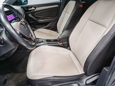 Used 2019 Volkswagen Jetta R-Line w/ R-Line Cold Weather Package image 18