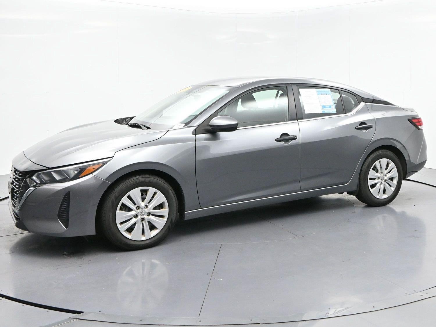 Used 2024 Nissan Sentra S FWD image 3