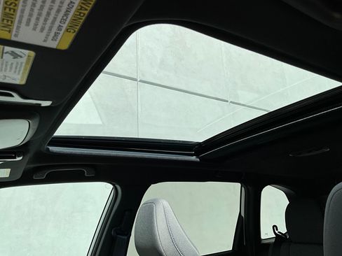 New 2026 Subaru Forester Premium AWD/4WD image 22