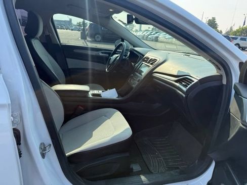 Certified 2020 Ford Fusion SE w/ Equipment Group 151A FWD image 12