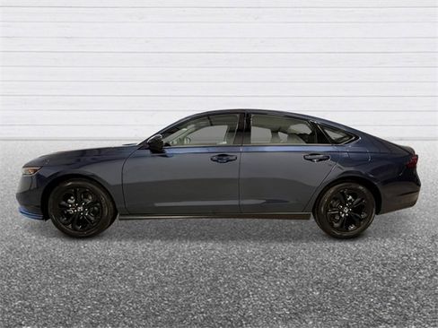 New 2025 Honda Accord SE image 2