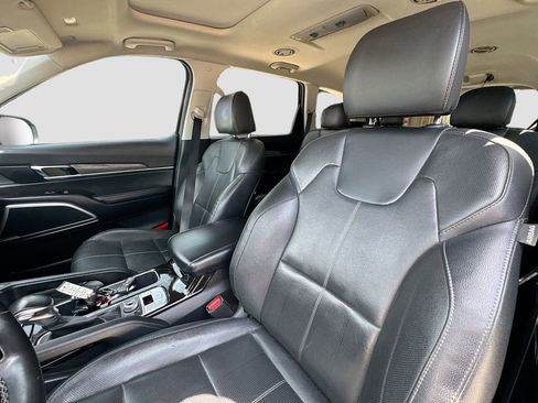Used 2022 Kia Telluride EX w/ EX Premium Package AWD/4WD image 20